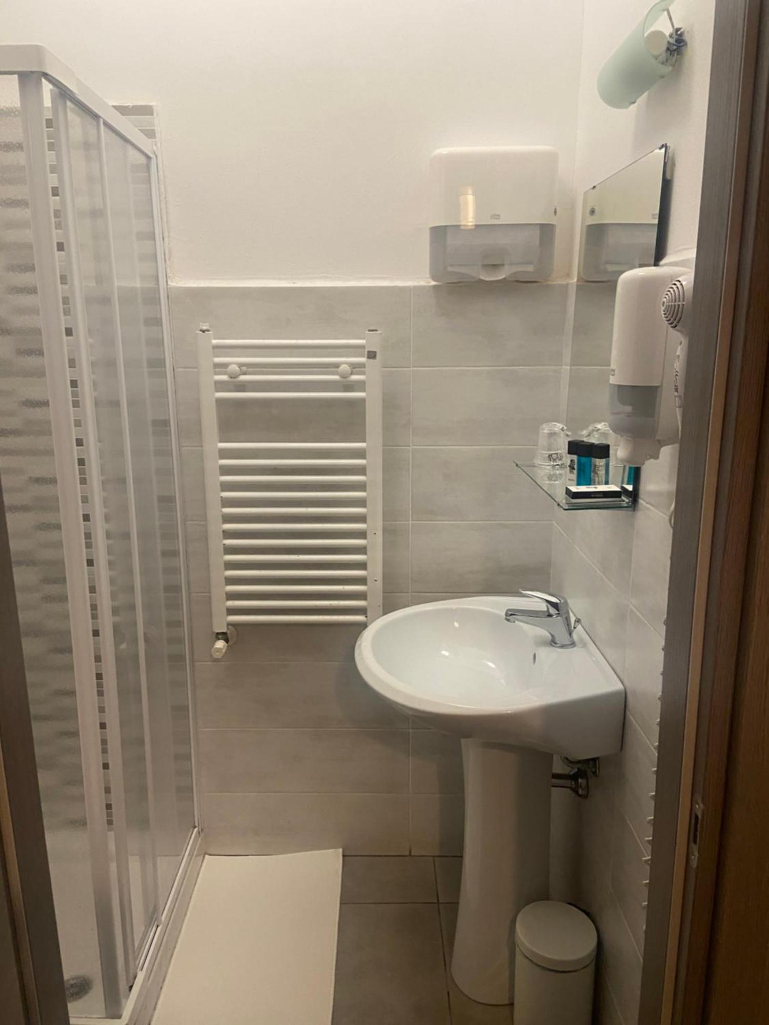 Paradise Inn Livorno Dış mekan fotoğraf